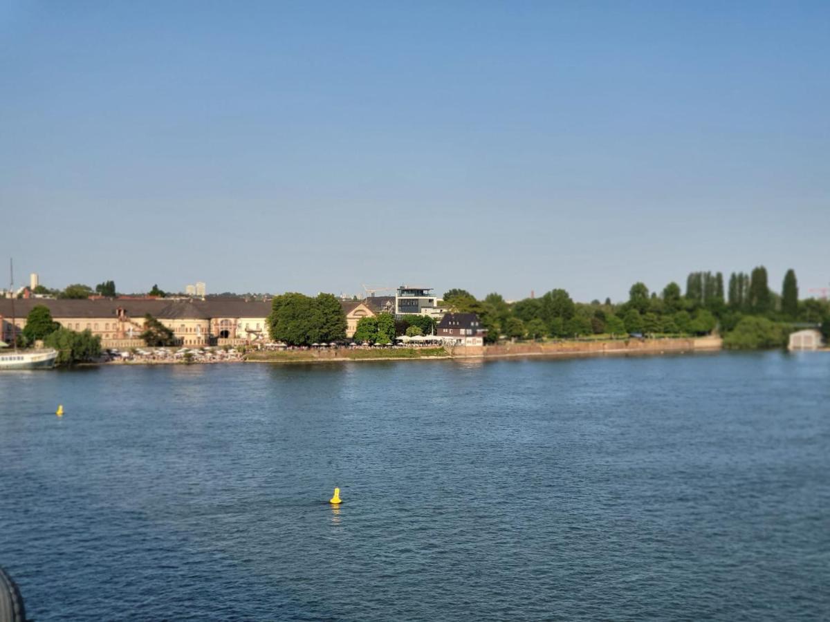 Privatzimmer An Der Uniklinik Magonza Esterno foto